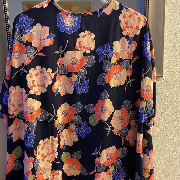 Jella C. Lightweight Cardigan - Picture 3 of 4